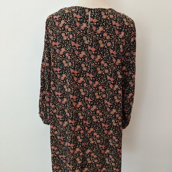 Fall! V-Neck Floral Print Mini Dress - Picture 5 of 8